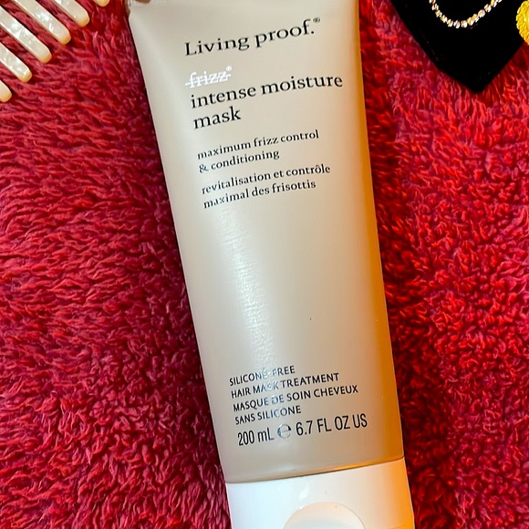 LIVING PROOF NO FRIZZ INTENSE MOISTURE MASK - Picture 2 of 3